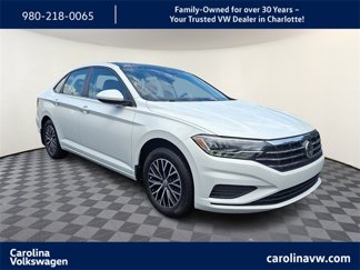 Certified 2021 Volkswagen Jetta SE image 1