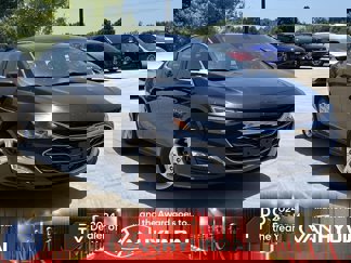 Used 2023 Chevrolet Malibu LT image 1