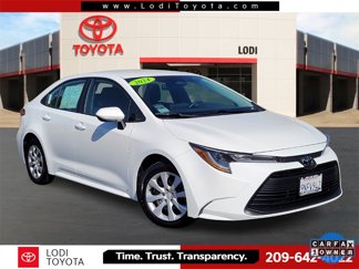Used 2024 Toyota Corolla LE image 1