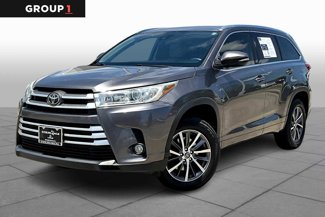 Used 2018 Toyota Highlander XLE image 1