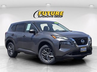 Used 2021 Nissan Rogue S image 1
