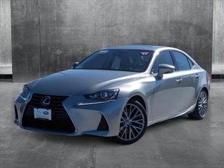 Used 2017 Lexus IS 200t image 1
