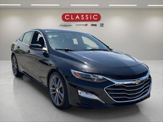 Used 2022 Chevrolet Malibu LT image 1