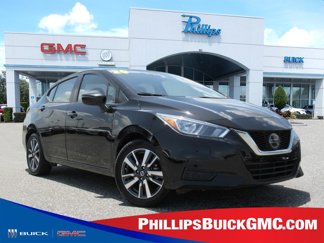 Used 2020 Nissan Versa SV image 1