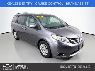 Used 2015 Toyota Sienna image 1
