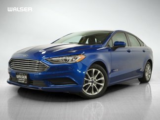 Used 2017 Ford Fusion SE image 1