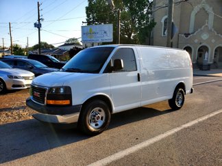 Used 2018 GMC Savana 2500 w/ Driver Convenience Package image 1