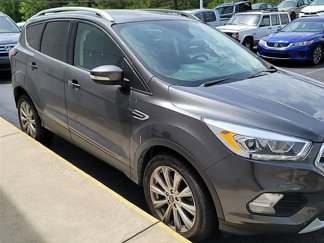 Used 2017 Ford Escape Titanium image 1