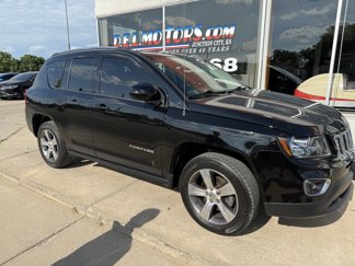 Used 2016 Jeep Compass High Altitude image 1