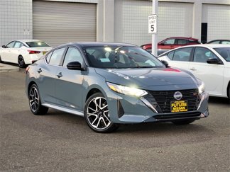 New 2025 Nissan Sentra SR image 1