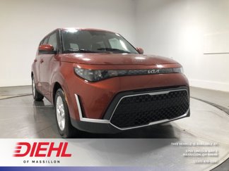 New 2025 Kia Soul LX image 1