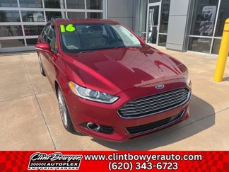 Used 2016 Ford Fusion Titanium image 1