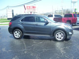 Used 2017 Chevrolet Equinox LT w/ Convenience Package image 1
