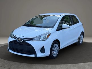 Used 2017 Toyota Yaris L image 1