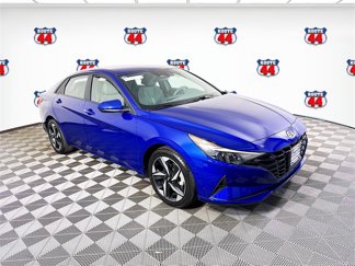 Used 2023 Hyundai Elantra SEL w/ Convenience Package image 1