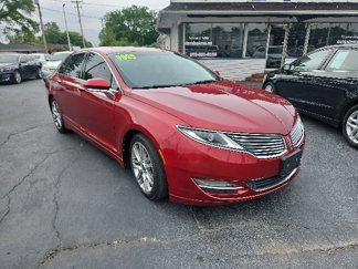 Used 2013 Lincoln MKZ AWD image 1