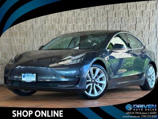 Used 2018 Tesla Model 3 Long Range image 1