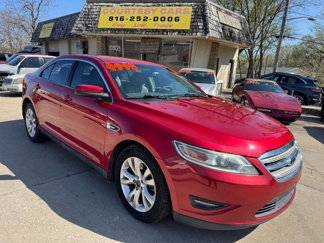 Used 2010 Ford Taurus SEL image 1