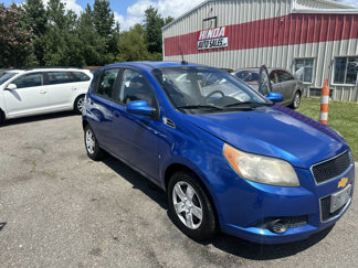 Used 2009 Chevrolet Aveo5 LT w/ Power and Convenience Package image 1