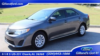 Used 2013 Toyota Camry LE image 1