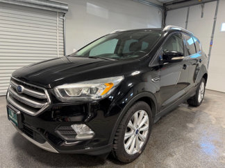 Used 2017 Ford Escape Titanium image 1