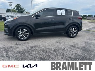 Used 2020 Kia Sportage LX image 1