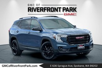 Used 2024 GMC Terrain SLT w/ Tech Package image 1