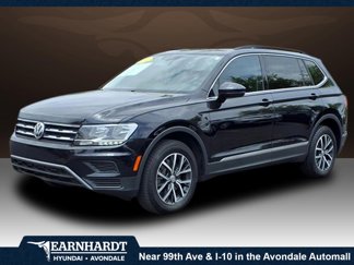 Used 2020 Volkswagen Tiguan SE w/ Panoramic Sunroof Package image 1