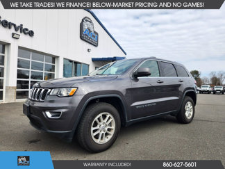 Used 2018 Jeep Grand Cherokee Laredo image 1