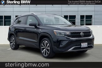 Used 2023 Volkswagen Taos SE image 1