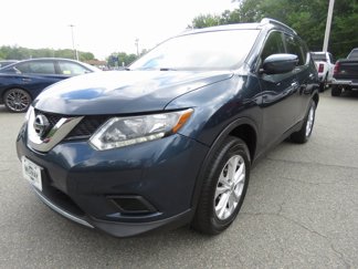 Used 2016 Nissan Rogue SV image 1