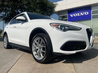 Used 2019 Alfa Romeo Stelvio image 1