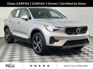 Certified 2025 Volvo XC40 B5 Core image 1