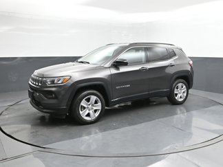 Certified 2022 Jeep Compass Latitude w/ Convenience Group image 1