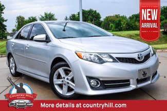 Used 2013 Toyota Camry SE image 1