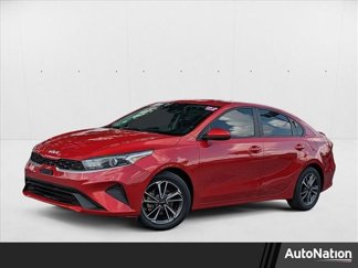 Used 2022 Kia Forte LXS image 1