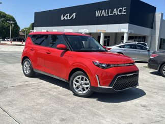 New 2025 Kia Soul LX image 1