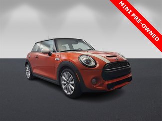Used 2019 MINI Cooper S w/ Premium Package image 1