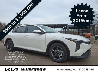 New 2025 Kia K4 LXS image 1
