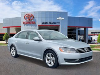Used 2013 Volkswagen Passat 2.5 SE image 1