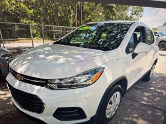 Used 2019 Chevrolet Trax LS image 1