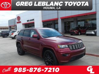 Used 2021 Jeep Grand Cherokee Laredo X image 1