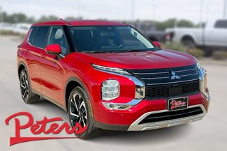 Used 2023 Mitsubishi Outlander SE image 1