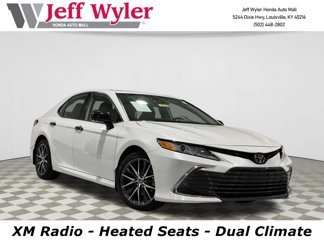 Used 2023 Toyota Camry XLE image 1