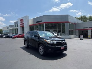 Certified 2015 Toyota Highlander Plus image 1