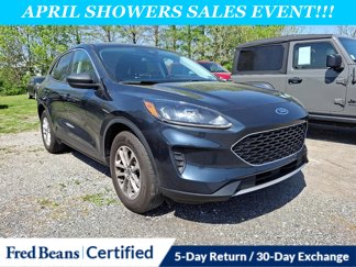 Used 2022 Ford Escape SE w/ Cold Weather Package image 1
