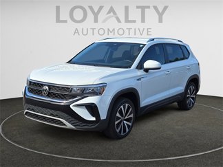 Used 2022 Volkswagen Taos SE w/ IQ.Drive SE Package image 1