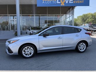 Used 2024 Subaru Impreza 2.0i image 1