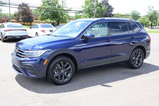 Used 2024 Volkswagen Tiguan SE image 1