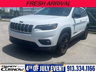 Used 2023 Jeep Cherokee Altitude Lux image 1